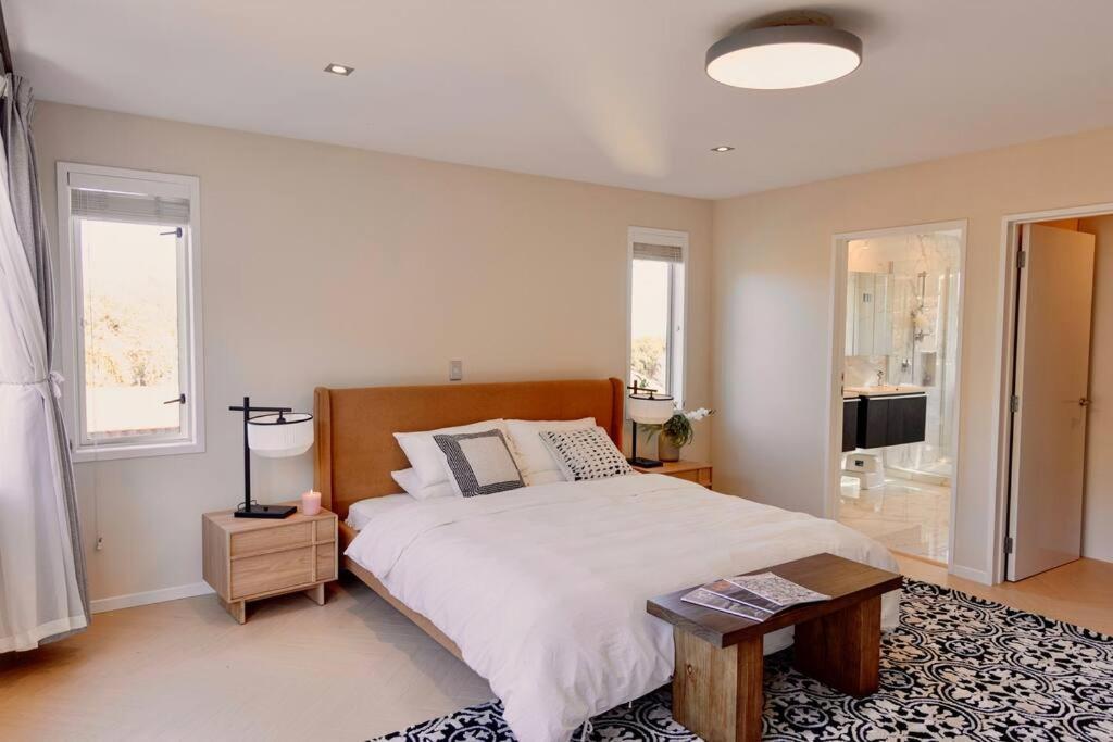 Modern Lifestyle Retreat With Stunning City View Auckland Exteriör bild