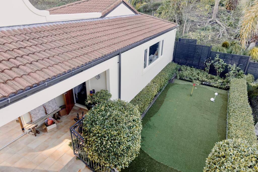 Modern Lifestyle Retreat With Stunning City View Auckland Exteriör bild